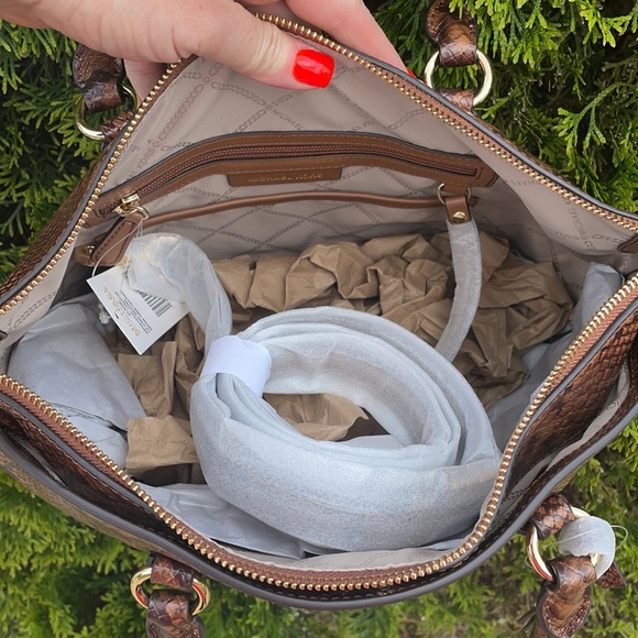 MK Elson large satchel vegan faux leather - Picture 5 of 10